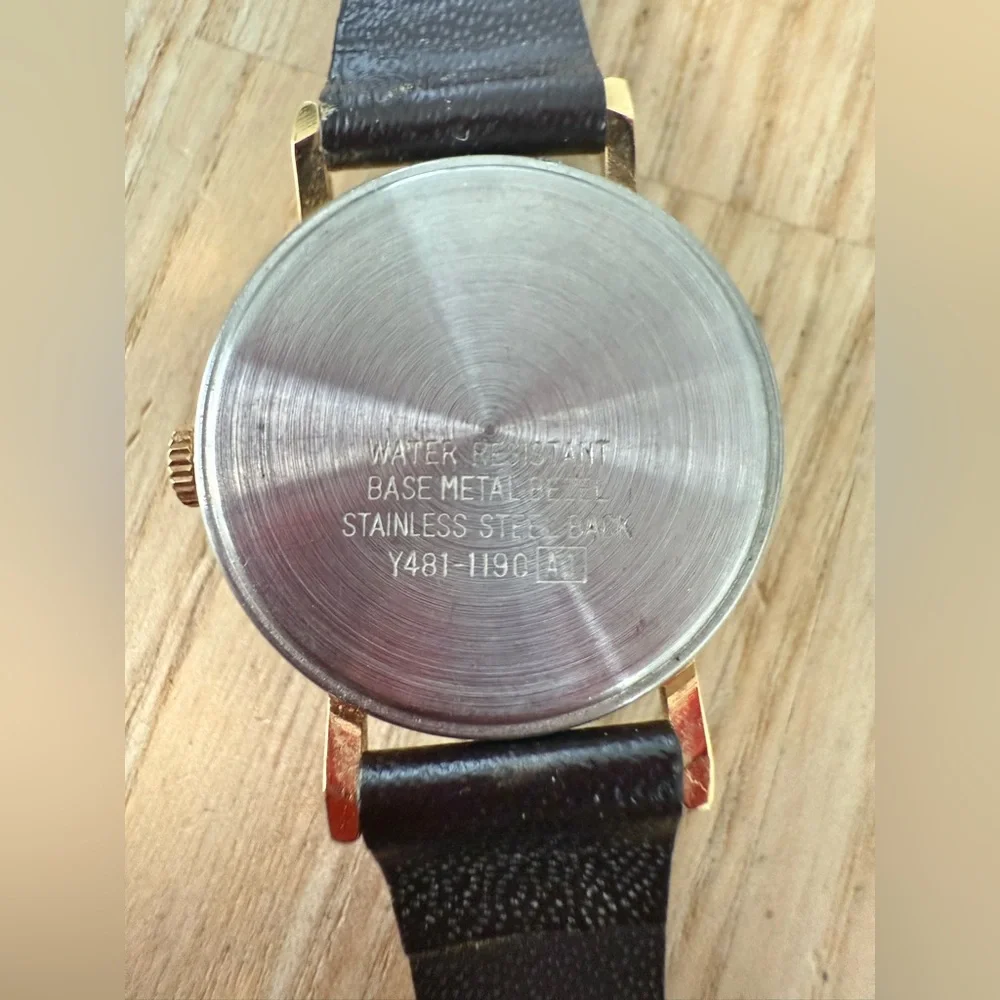 Vintage Disney Lorus Mickey Mouse moving arms watch NEW BATTERY